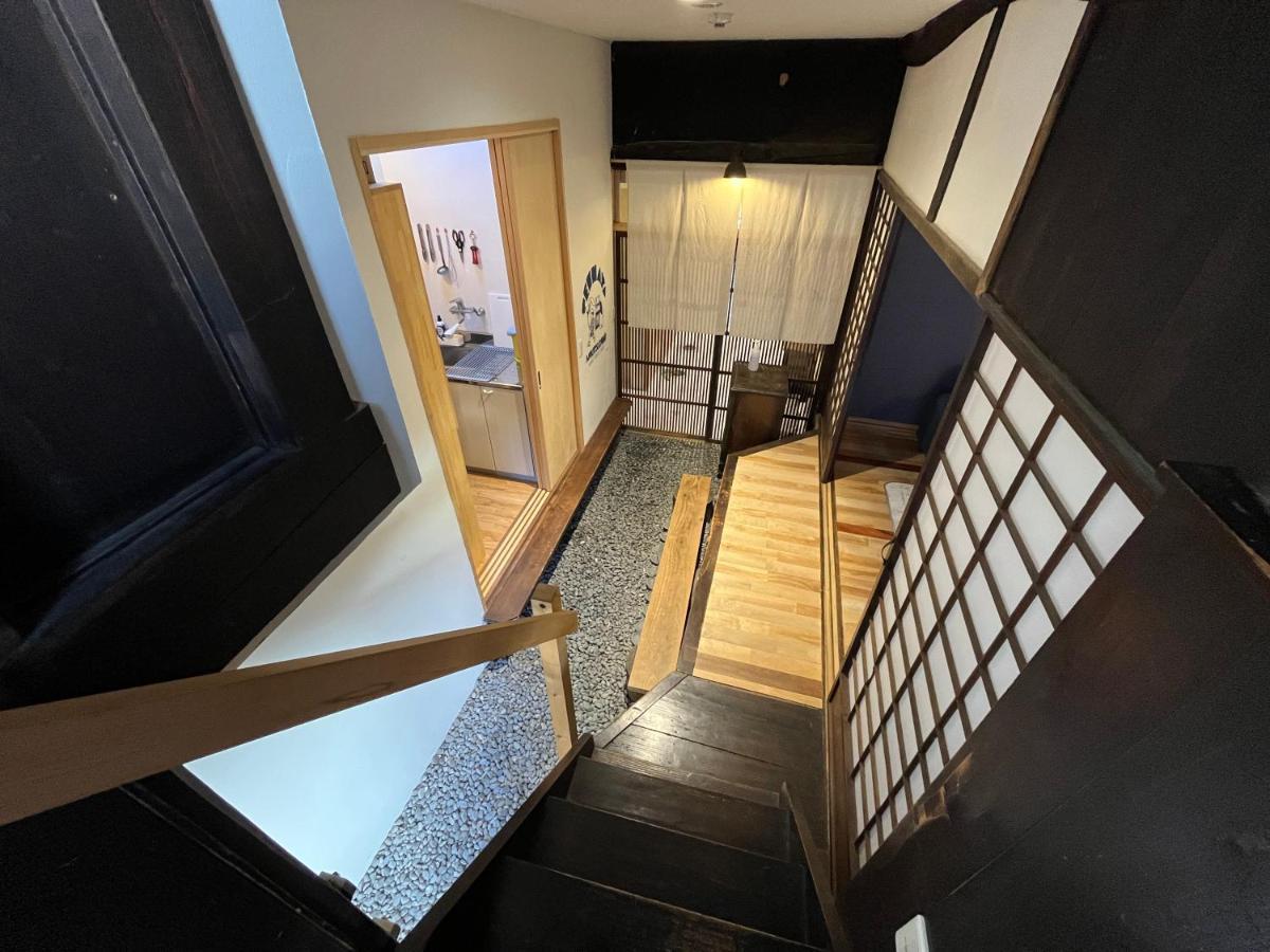 Only One Group Stays Per Day -Tenmaya-家族や仲間と貸し切りゲストハウス 天満屋 Nakatsugawa Eksteriør billede